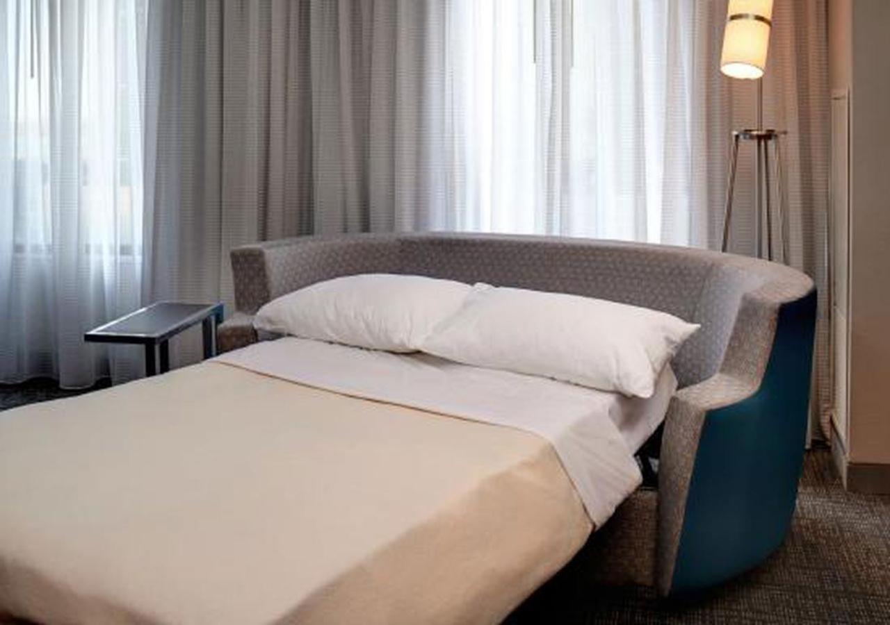 Courtyard By Marriott Kalamazoo Portage Экстерьер фото
